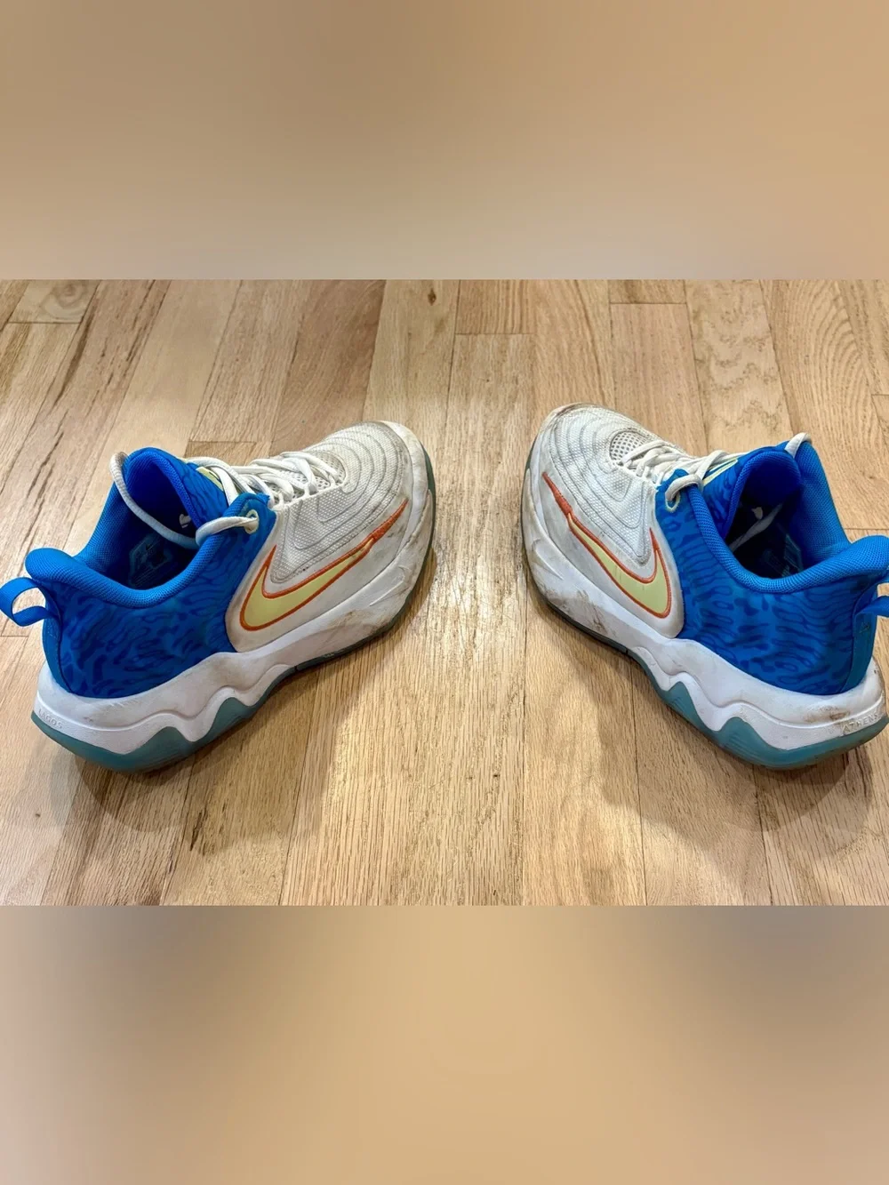 Nike Giannis Immortality 4 SE Basketball Shoes Sneakers Running Boys Youth 6.5Y